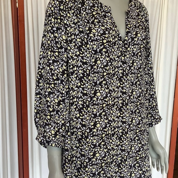 Carolina Belle Montreal Blouse Black Yellow Floral Pull On Top 3/4 Sleeves 1X - Picture 5 of 9